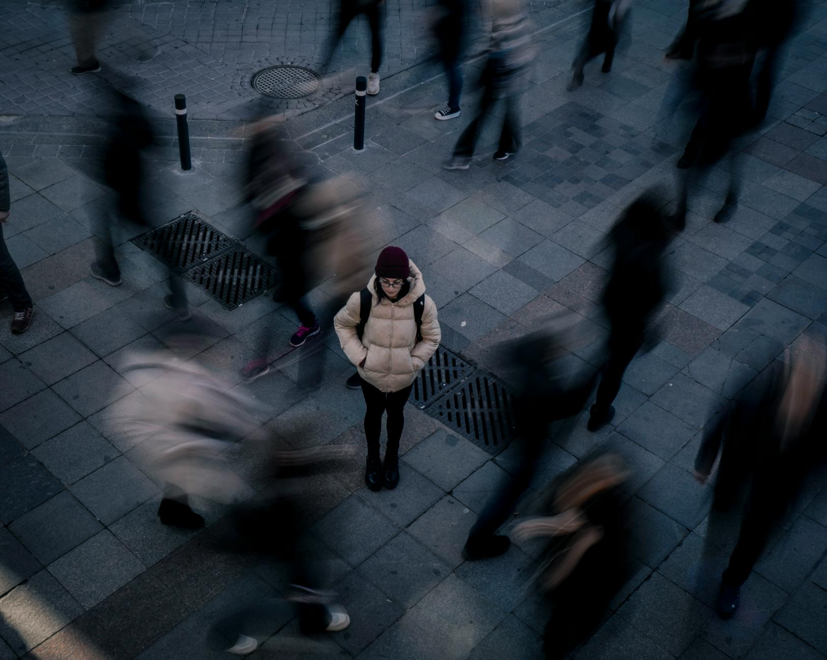 How to Build Confidence Without Pretending to Be Outgoing